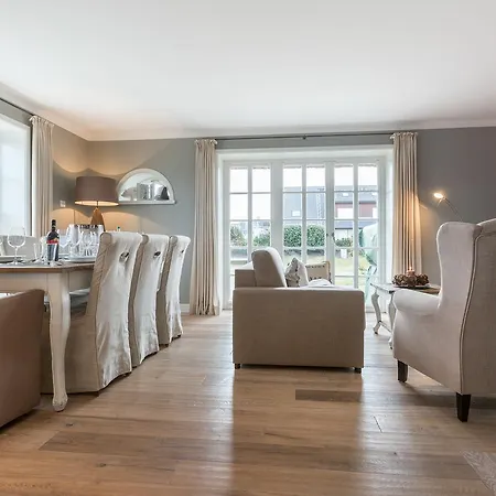 Strand Hus Nyaraló *
